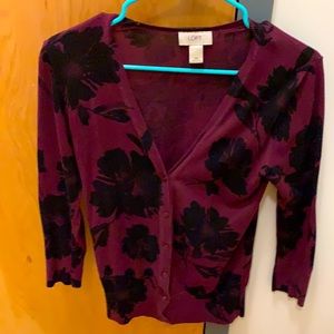 Maroon knit 🧶 cardigan with black flowers